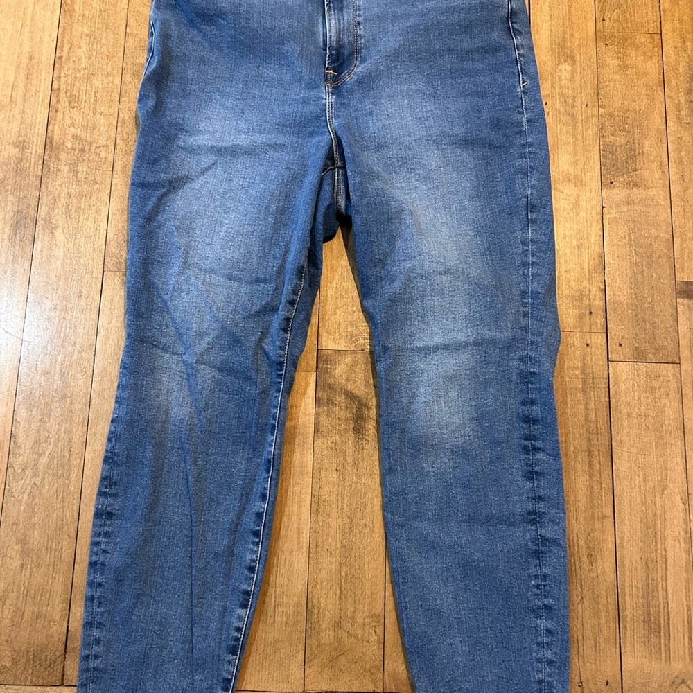 Good American Light Blue Always Fits Good Legs Skinny Jeans